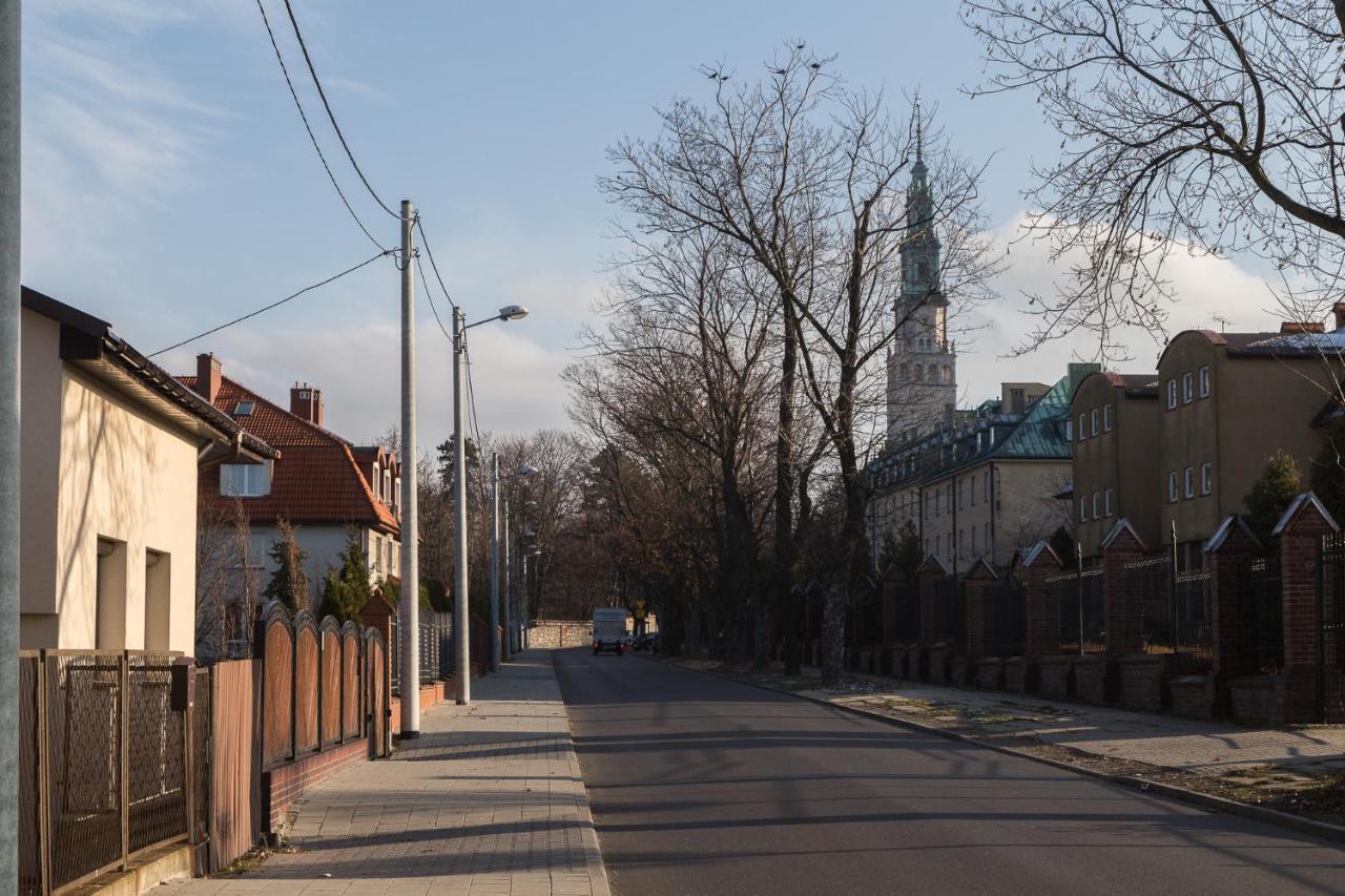 Bianco Nero Pod Jasna Gora, Bezplatny Parking, Teren Ogrodzony. * Czestochowa